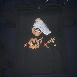 Short sleeve black Michael Jackson shirt size medium. Cotton Gildan brand shirt